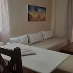 Apartament Ydna Family *