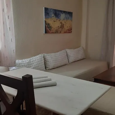 Apartament Ydna Family *