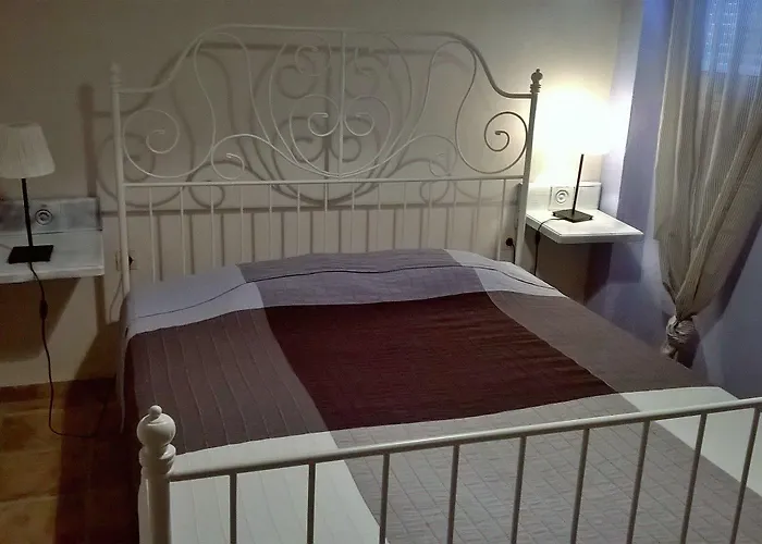 Ydna Family Apartman Poszídi